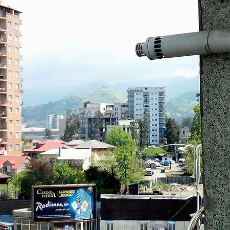 Apartamento Ruso'S Flat Batumi Exterior foto